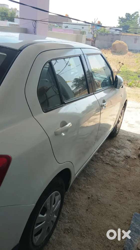 Maruti Suzuki Dzire 2015