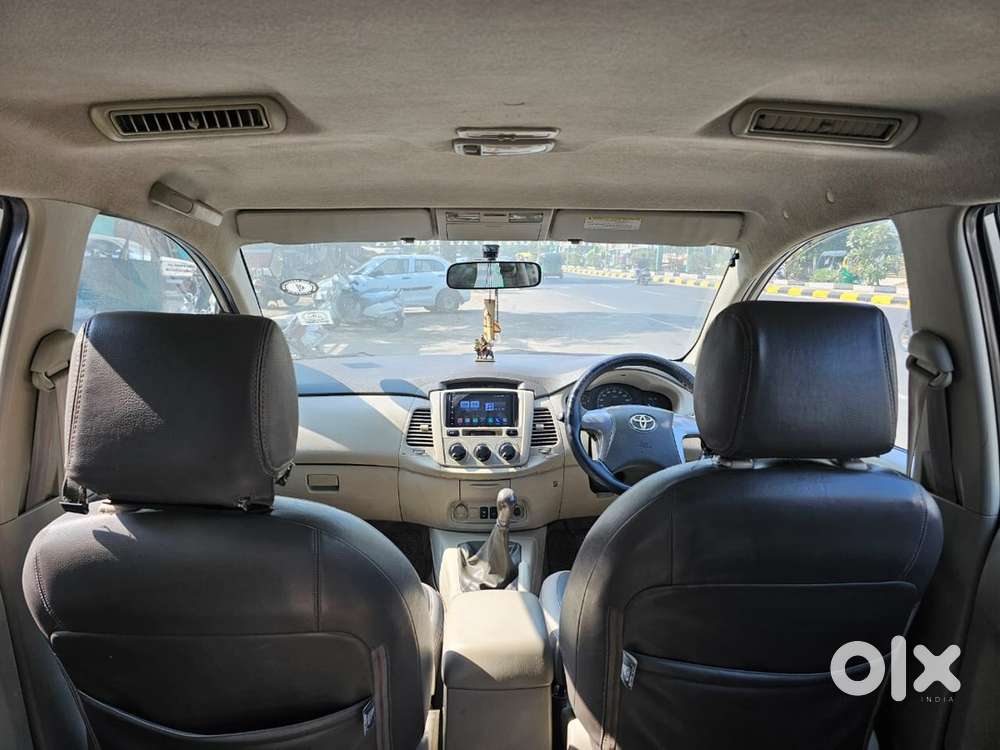 Toyota Innova 2014 Diesel Well Maintained