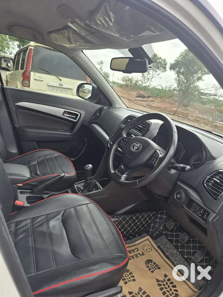 Toyota Urban Cruiser 2022 Petrol Well Maintained Car For Sale