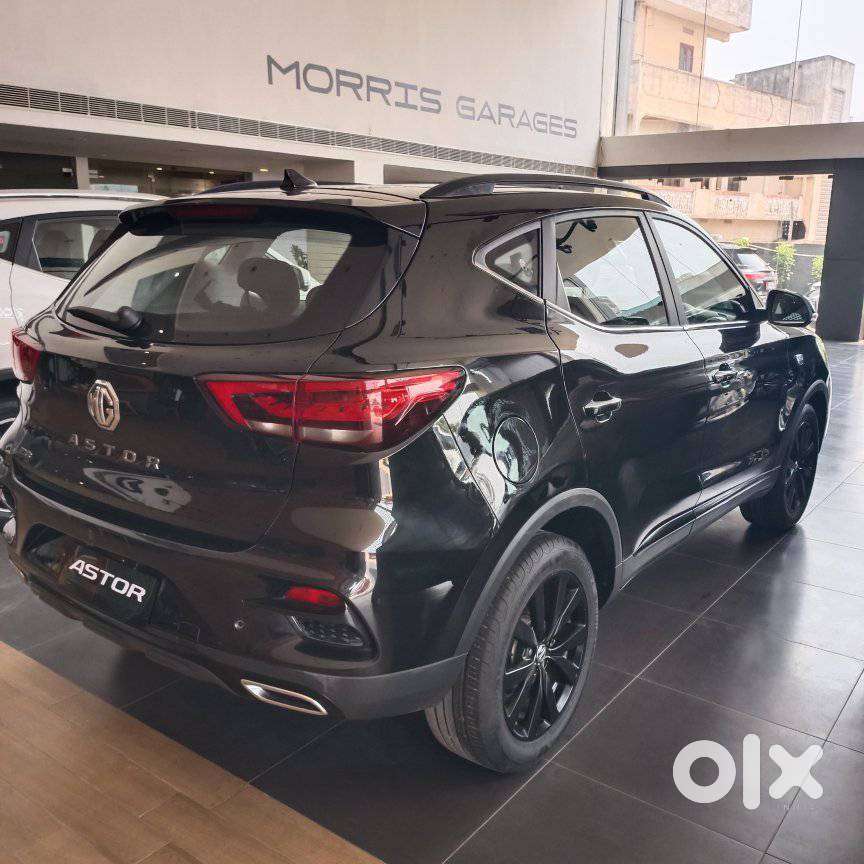 Mg Astor Smart Cvt Black Storm, 2023, Petrol