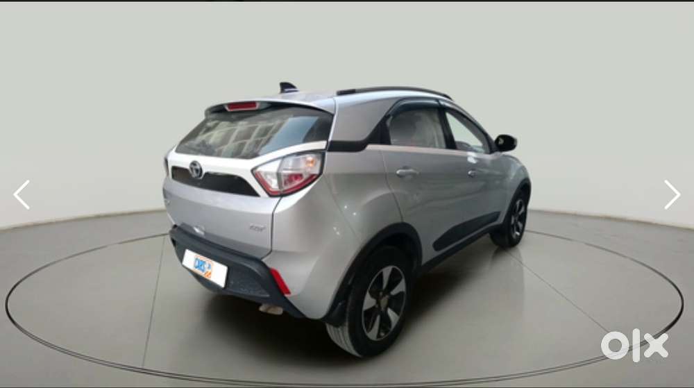 Tata Nexon Petrol Amt 2018