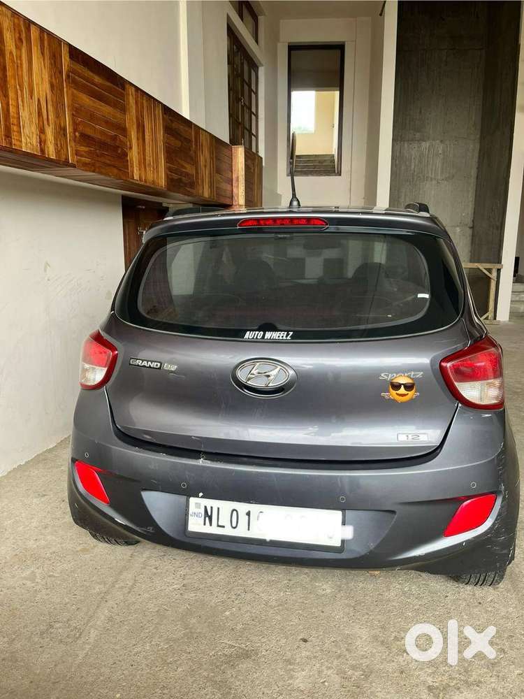 2017 Hyundai Grand I10 Sportz Petrol Car