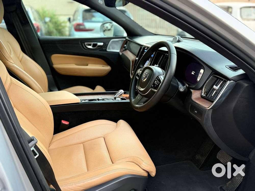 Volvo Xc60 D5 Awd Automatic, 2024, Petrol