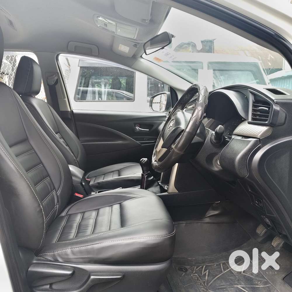 Toyota Innova Crysta 2.4 G Mt 8s, 2017, Diesel