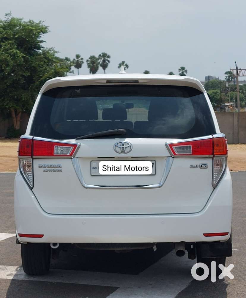 Toyota Innova Crysta 2.8 Gx At 8 Seater, 2017, Diesel