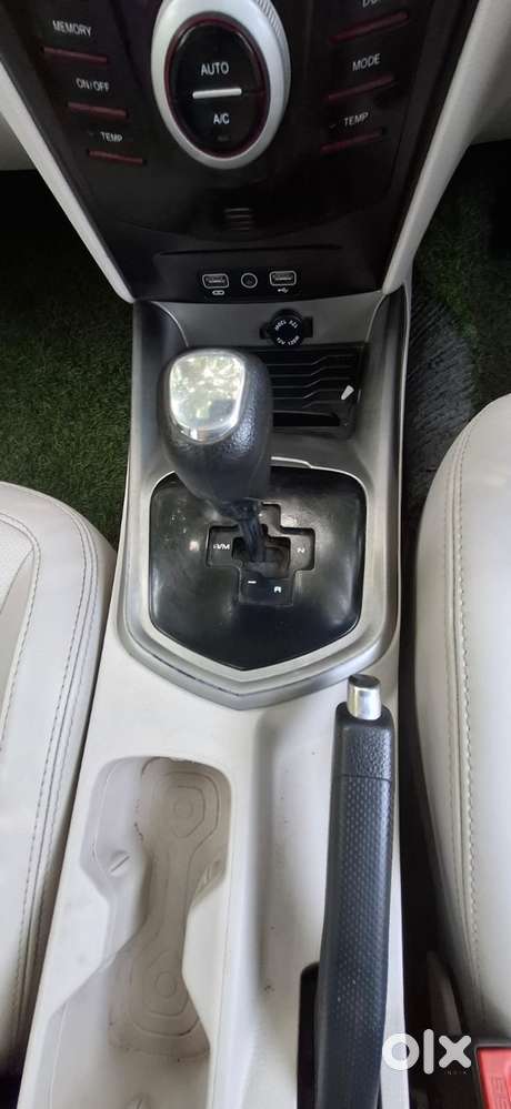 Mahindra Xuv300 W8 Option Diesel, 2022, Diesel