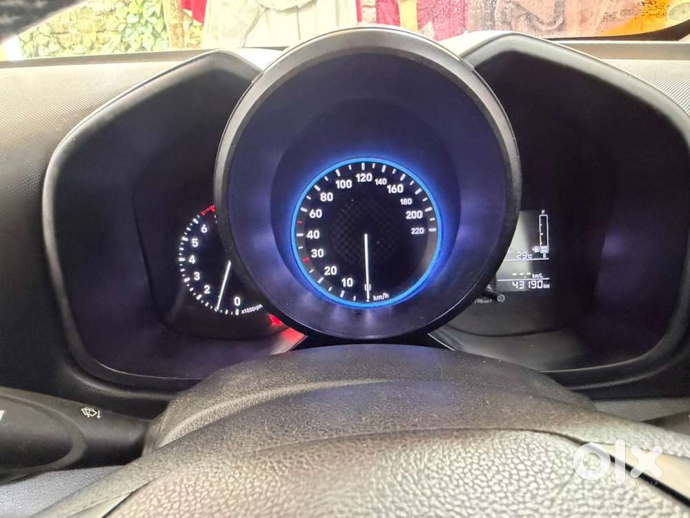 Hyundai Venue 2022 Petrol Well Maintained