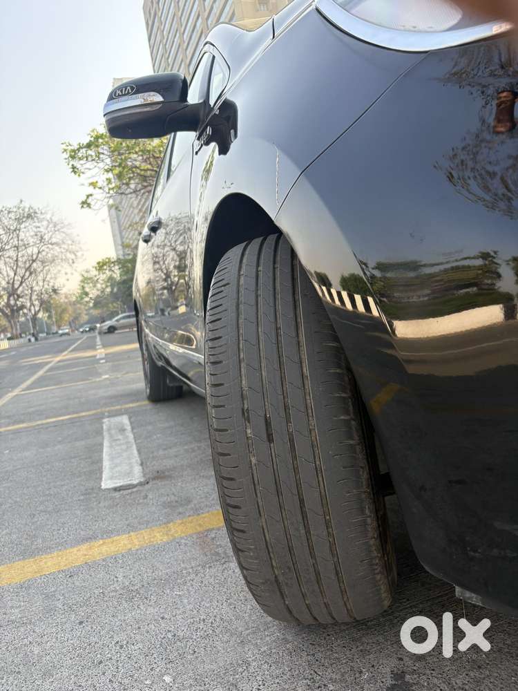 Kia Carnival Premium, 2020, Diesel