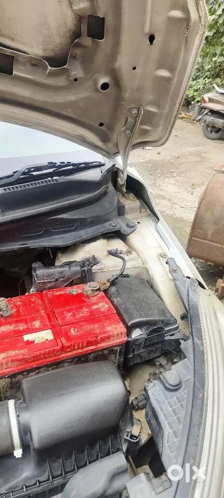 Hyundai I20 Sportz 2012 Petrol Manual New Tyer New Battery