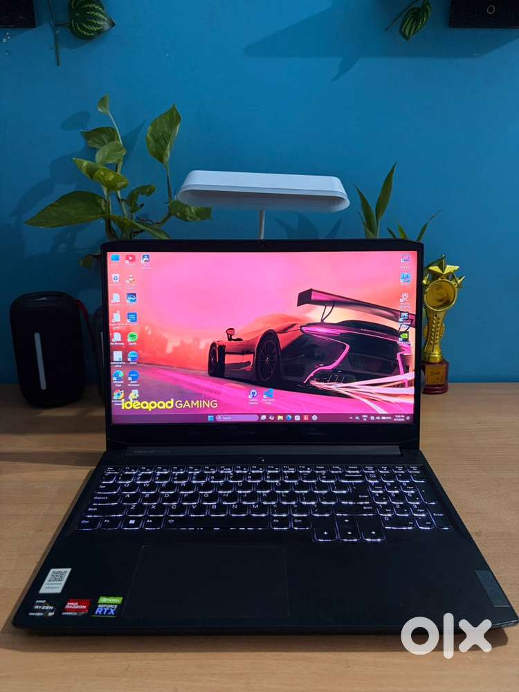 Lenovo Ideapad Gaming 3 Laptop with bag