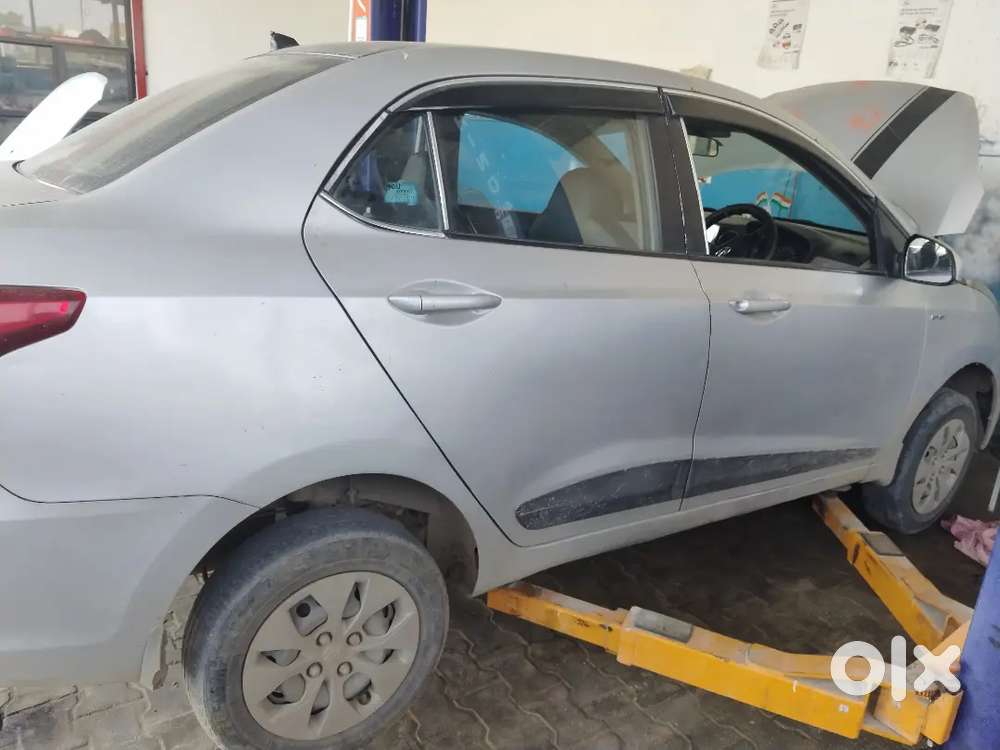 Hyundai Xcent 2015 Diesel 195000 Km Driven
