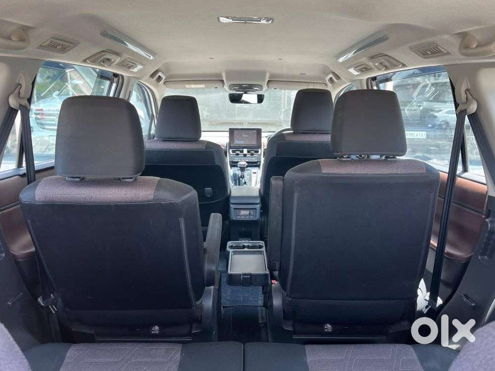 Toyota Innova Hycross 2.0 Vx Hybrid 7 Str, 2023, Petrol