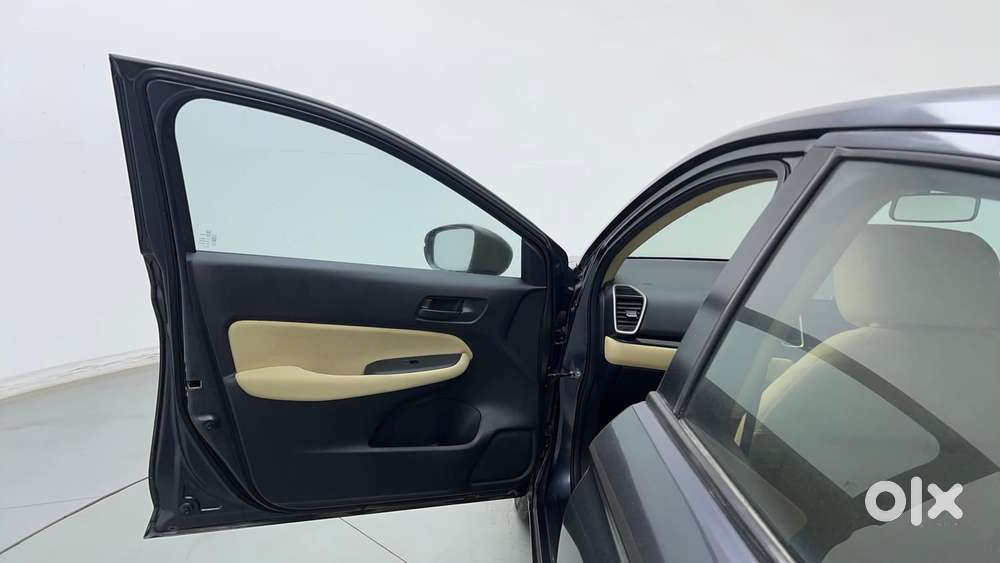 Honda City I-vtec Cvt V, 2022, Petrol