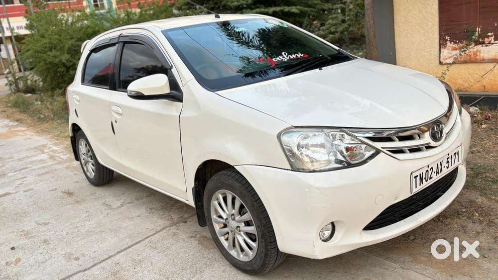 Toyota Etios Liva V- Manual 2013