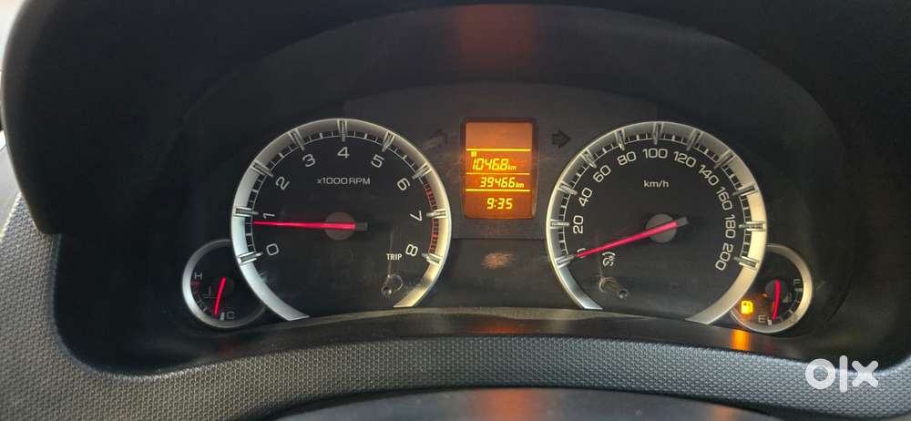 Maruti Suzuki Swift Dzire Vxi Optional, 2016, Petrol