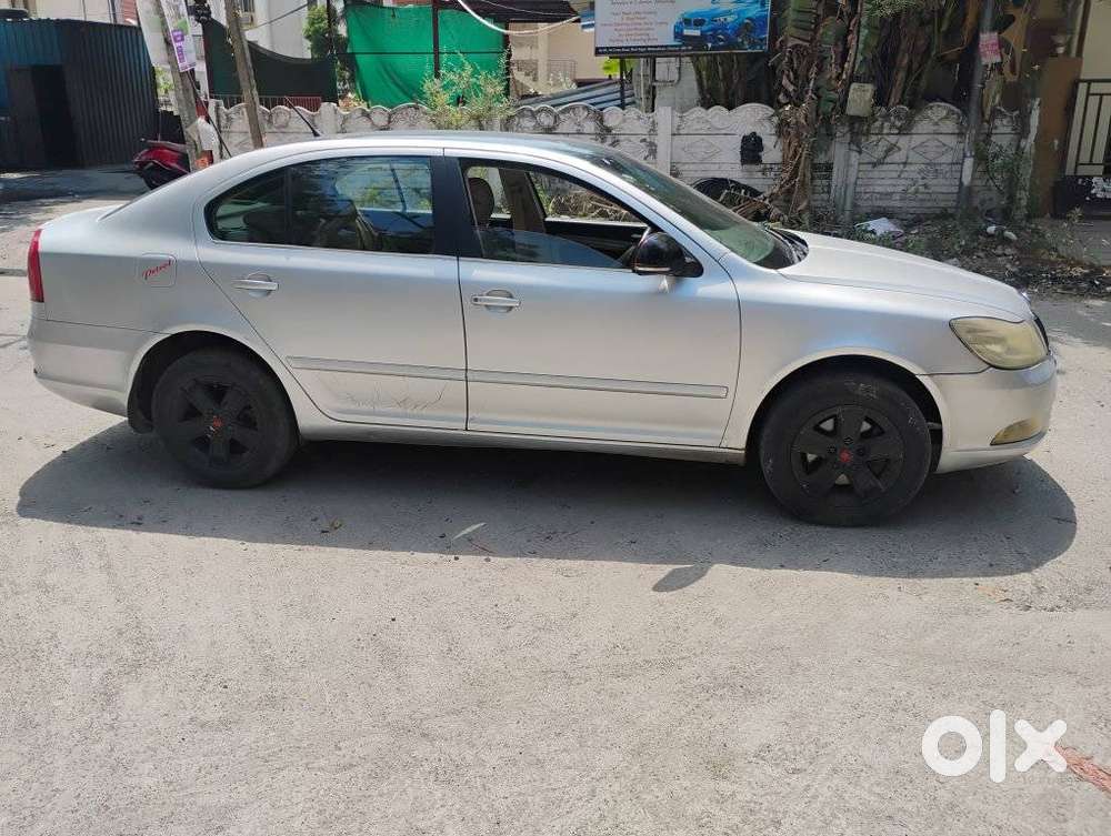 Skoda Laura 1.8 Tsi Ambition, 2011, Petrol