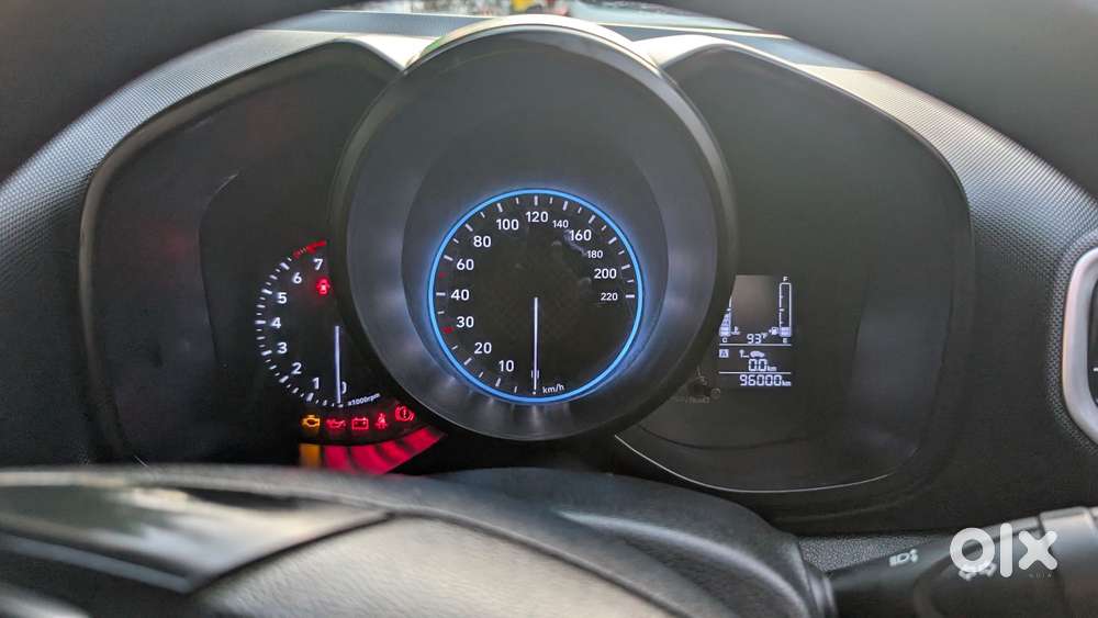 Hyundai Venue S (o) 1.2 Petrol Knight Edition, 2021, Cng & Hybrids