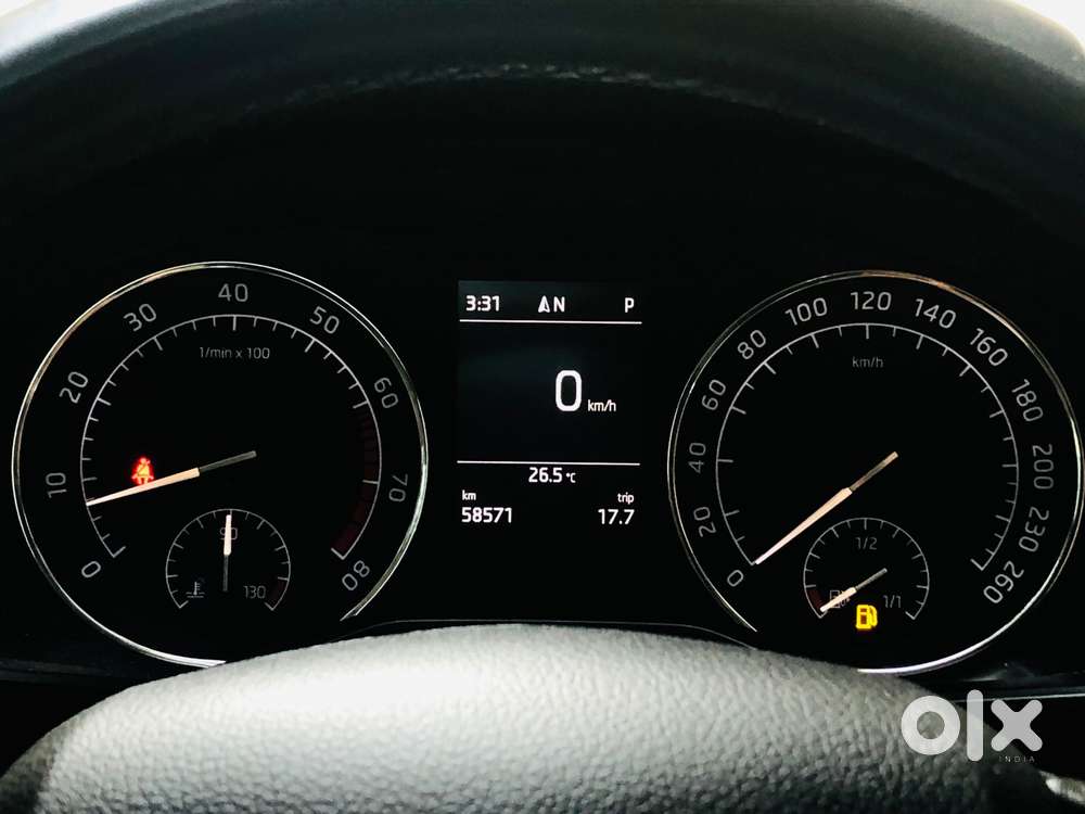 Skoda Superb Style 1.8 Tsi Mt, 2016, Petrol