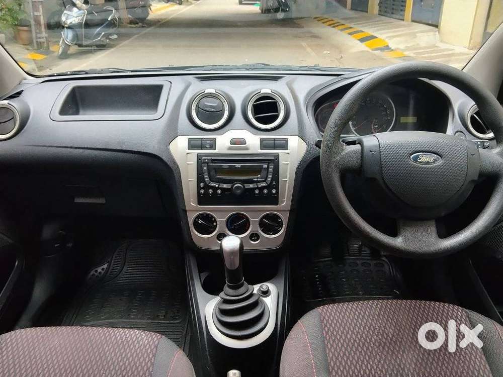 Ford Figo Petrol Zxi, 2011, Petrol