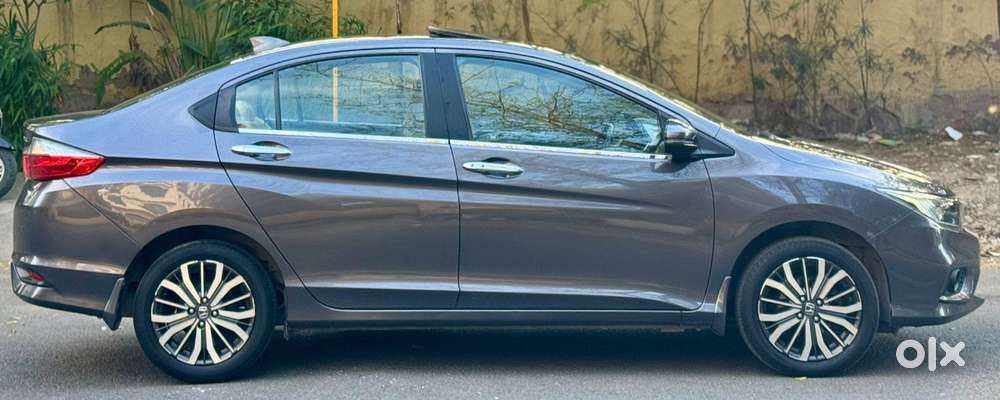 Honda City V At Sunroof, 2019, Petrol