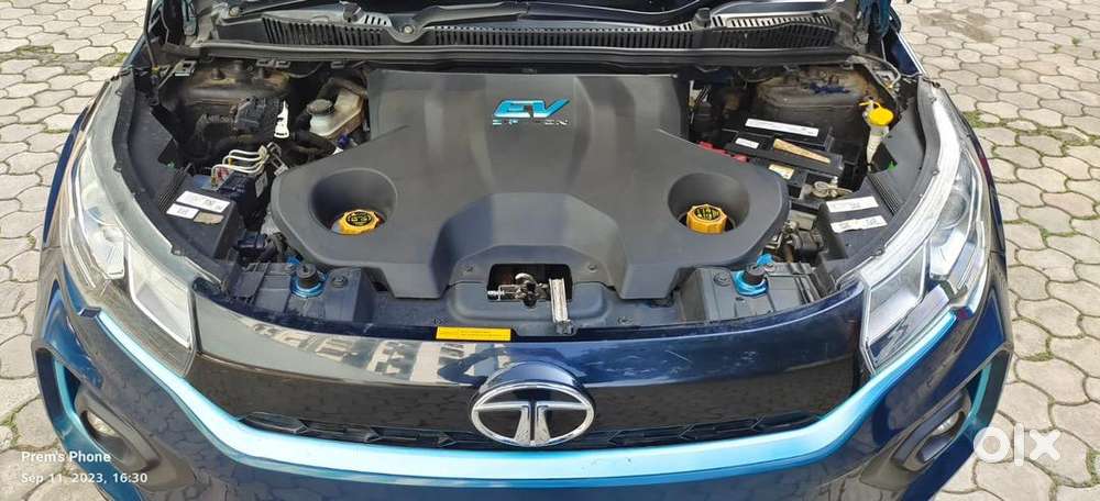 Tata Nexon Ev Xz Plus Lux (sunroof)