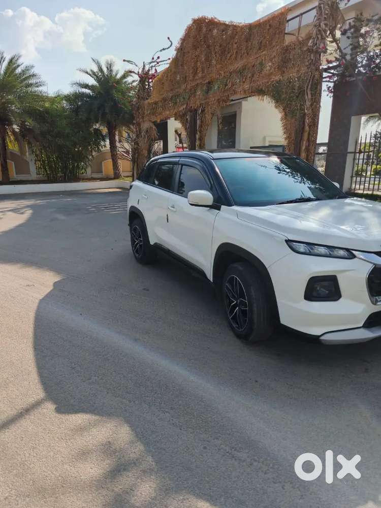 Maruti Suzuki Grand Vitara 2023 Petrol 60000 Km Driven