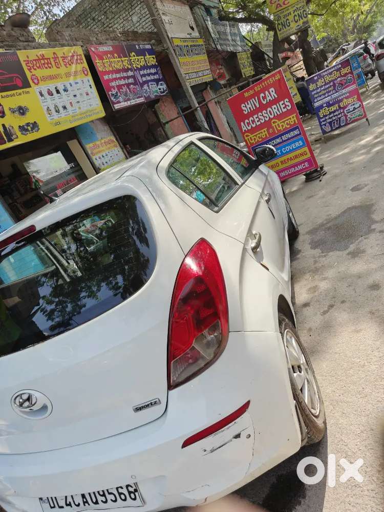 Hyundai I20 2013 Cng & Hybrids 72000 Km Driven