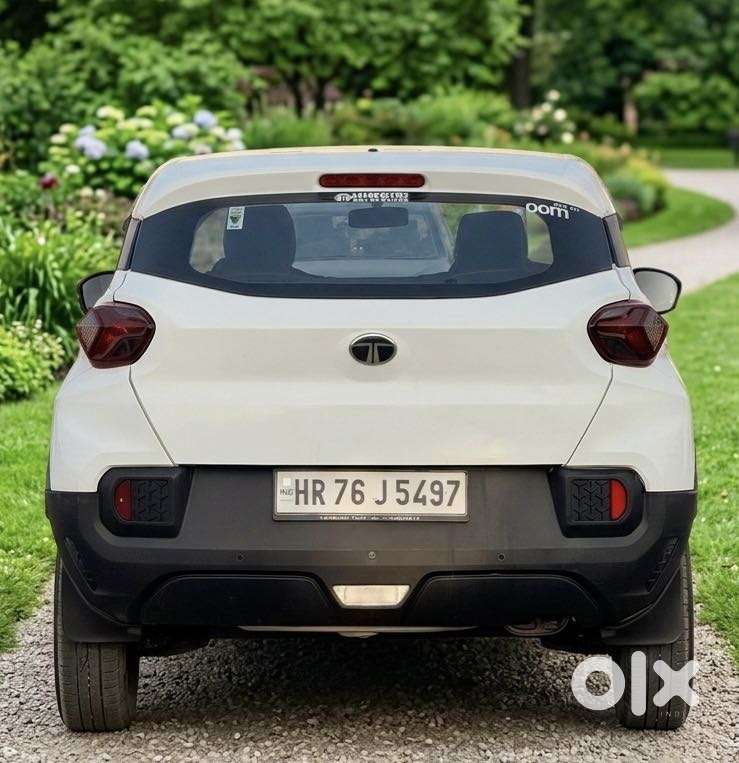 Tata Punch Pure, 2025, Petrol