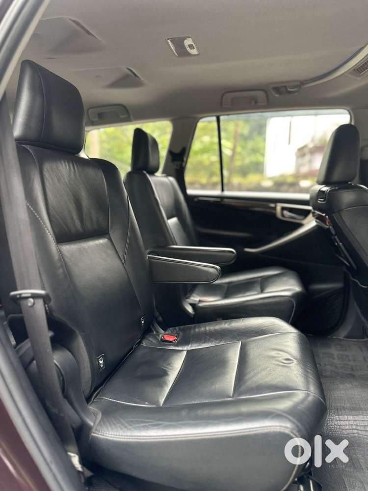 Toyota Innova Crysta Zx 2.4 Diesel 7 Seater, 2016, Diesel