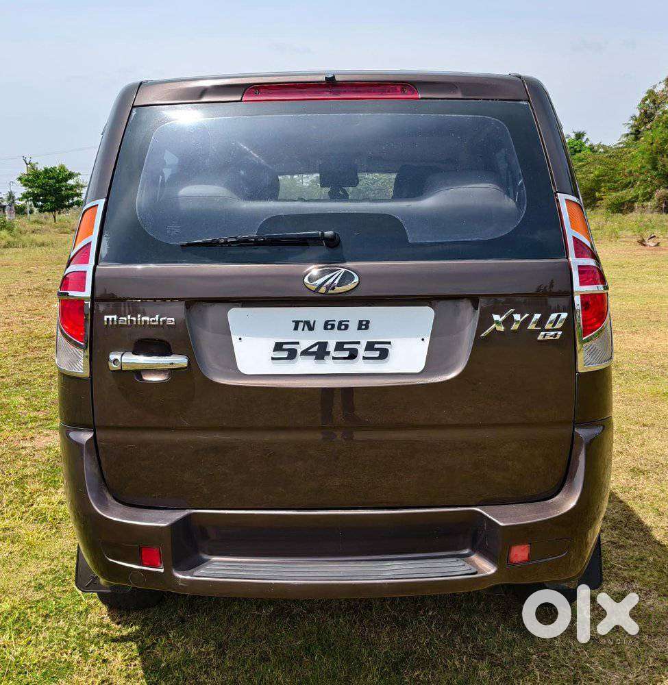 Mahindra Xylo E4, 2010, Diesel