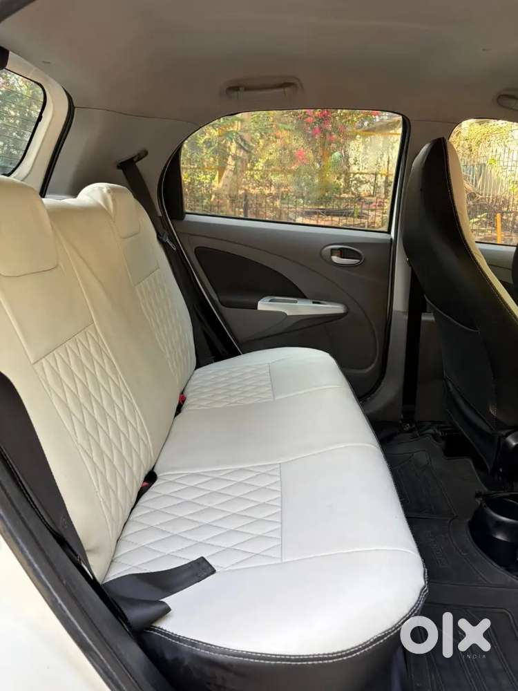 Toyota Etios Liva 2012 Petrol Well Maintained