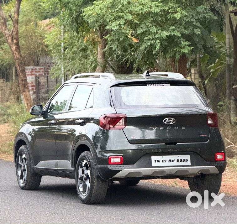 Hyundai Venue, 2021, Petrol
