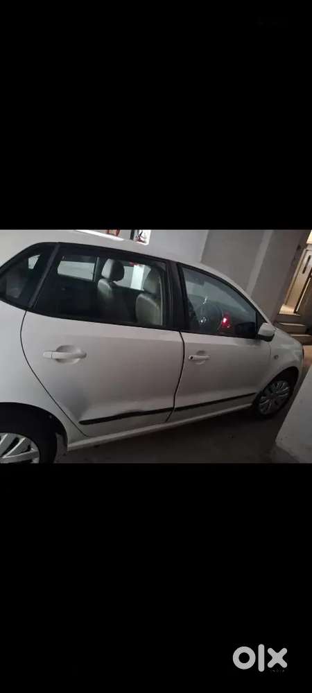 Volkswagen Polo 2013 Petrol 60000 Km Driven
