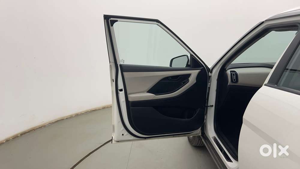 Hyundai Creta 1.5 Ex Petrol, 2023, Petrol