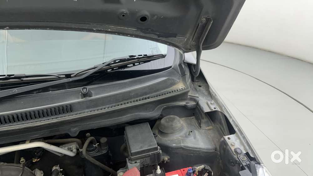 Maruti Suzuki Celerio Zxi Optional Amt, 2016, Petrol