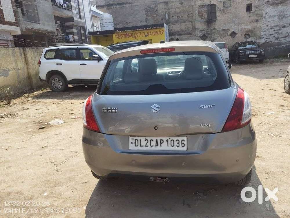 Maruti Suzuki Swift Vxi Cng, 2012, Cng & Hybrids