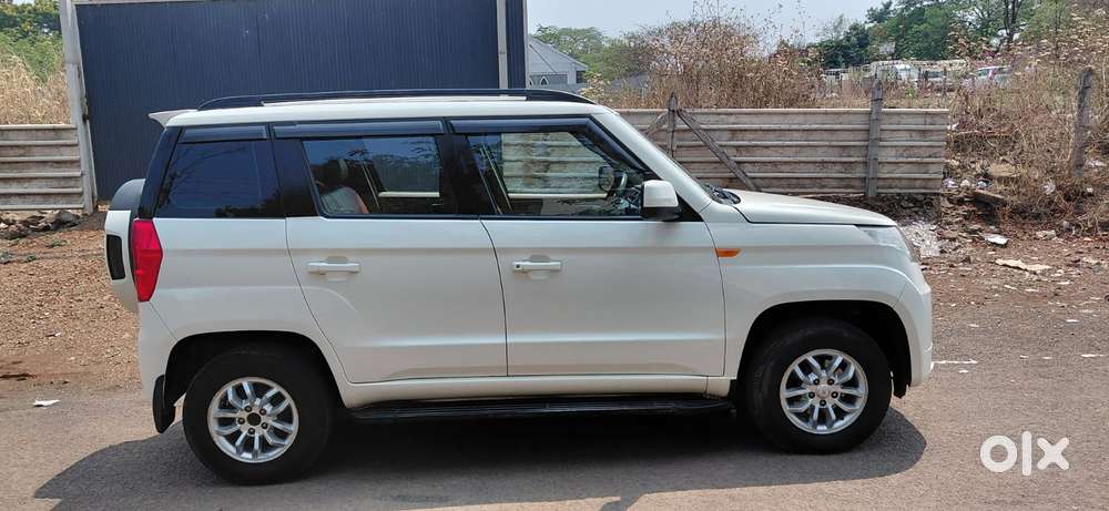 Mahindra Tuv 300 T8 Amt (automatic), 2016, Diesel