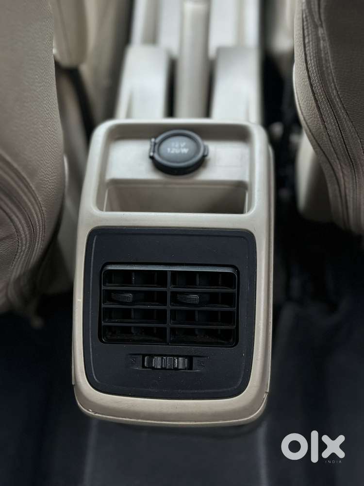 Maruti Suzuki Swift Dzire Zdi + Mt, 2017, Diesel