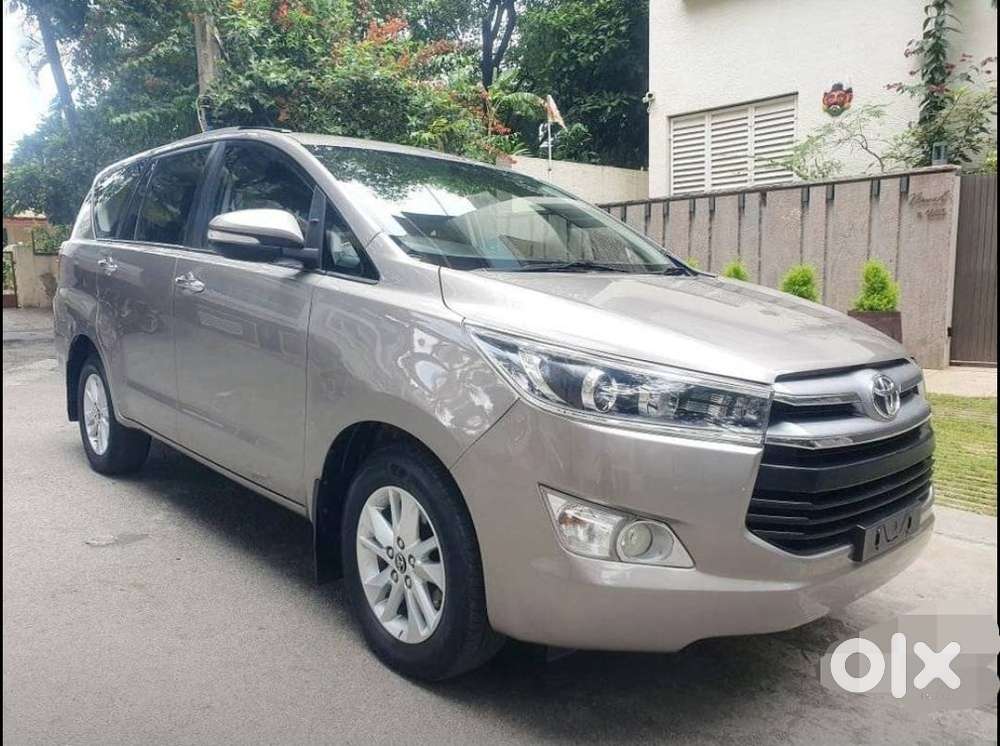 Toyota Innova Crysta 2.4 V, 2016, Diesel