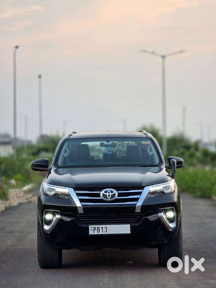 Toyota Fortuner 4x2 At 2.8 Diesel, 2018, Diesel