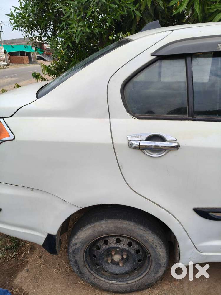 Maruti Suzuki Swift Dzire 2011 Diesel Well Maintained
