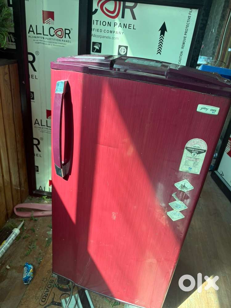 coffee steamer fridge owen pizza owen