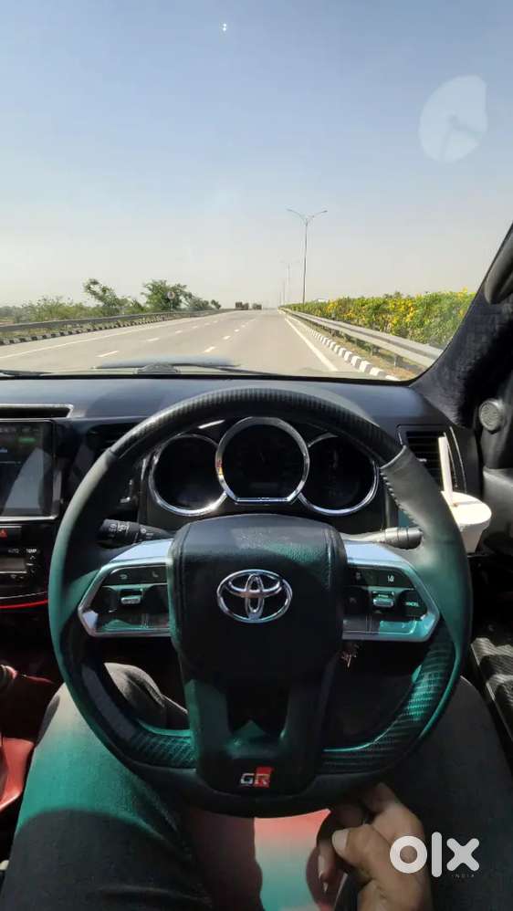 Toyota Fortuner 2010 4x4 Mt