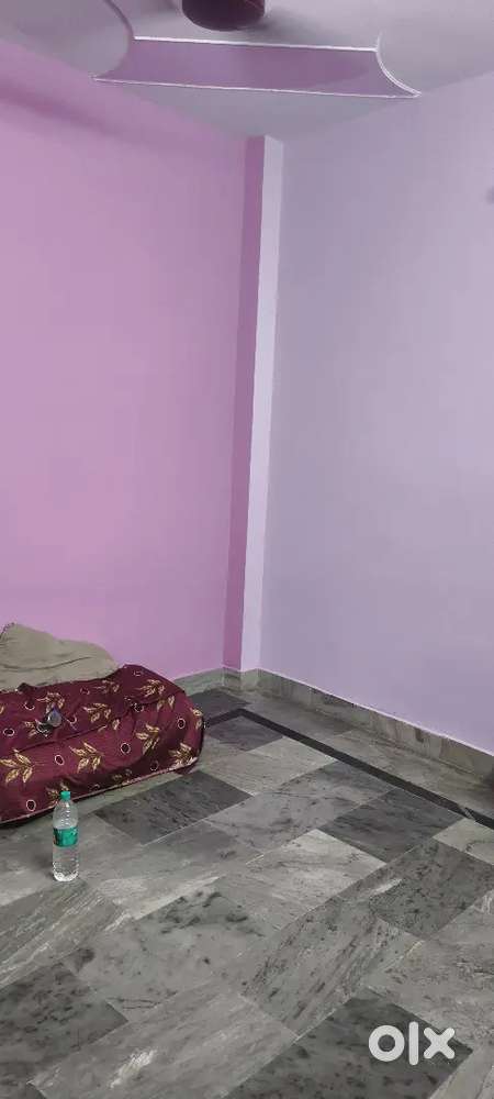 2 room set attach kitchen & bathroom in laxmi nagar rent 15k peaceful