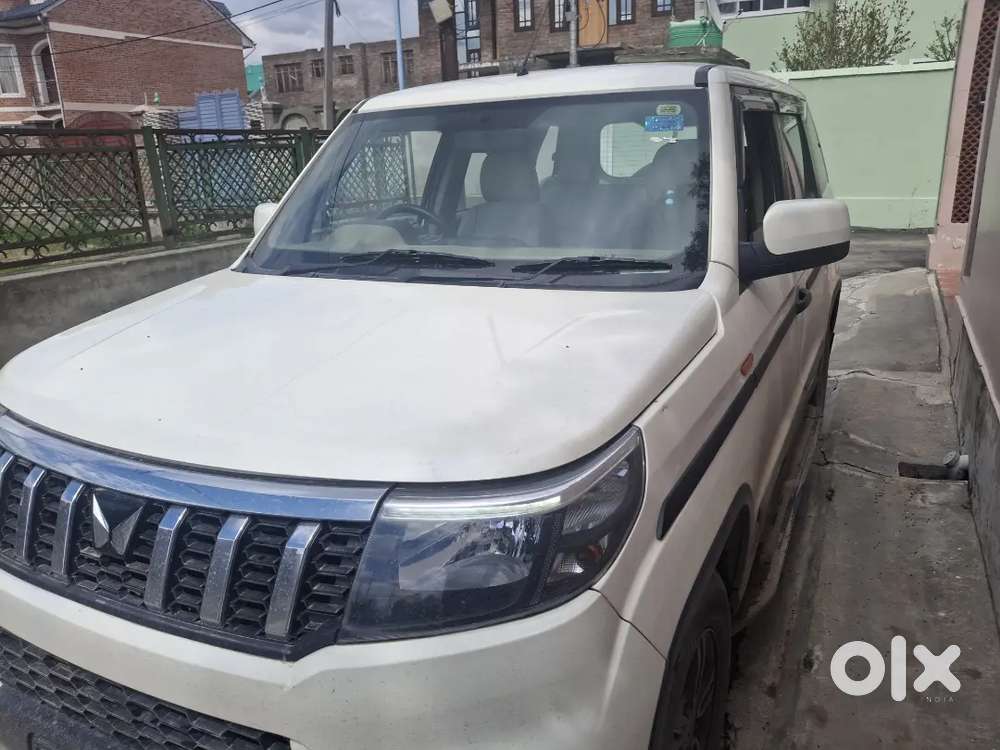 Mahindra Bolero Neo N10