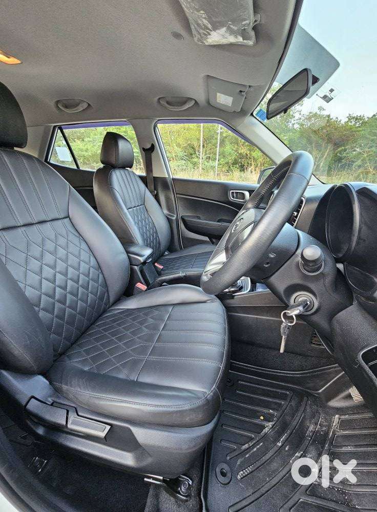Hyundai Venue 1.2 S Plus, 2022, Petrol