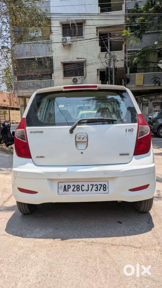 Hyundai I10 Sportz At, 2012, Petrol