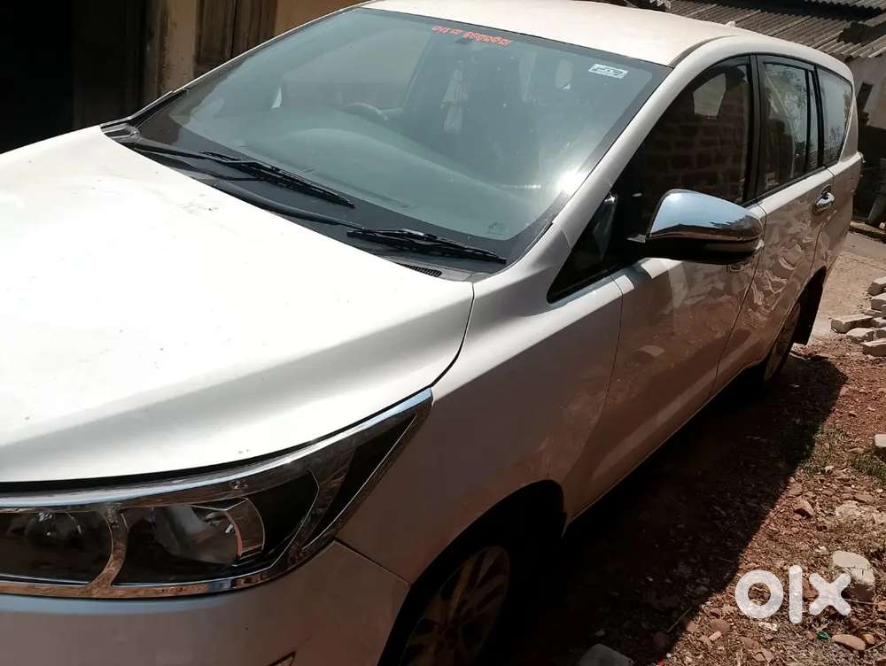 Toyota Innova Crysta 2017 Diesel Well Maintained