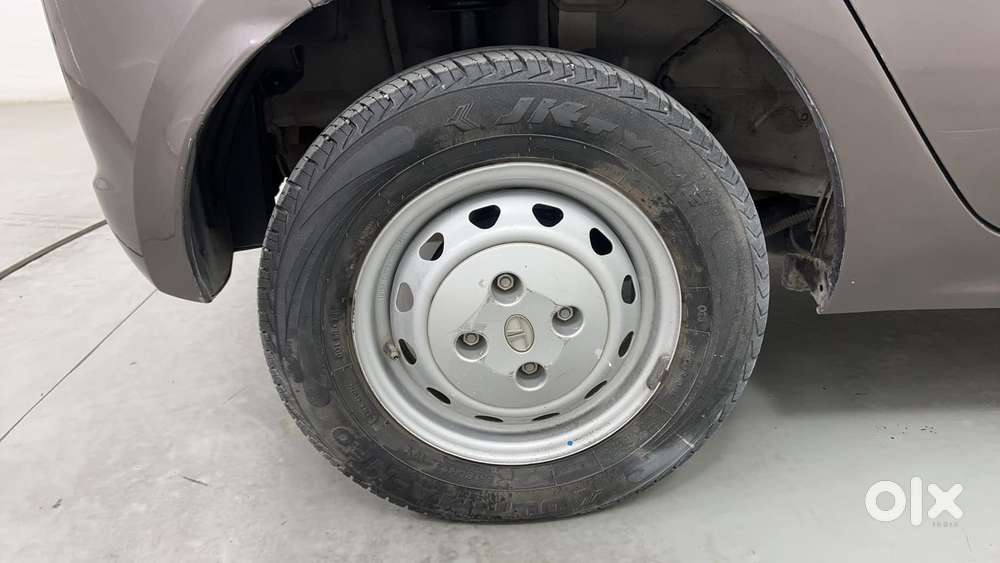 Tata Tiago 1.2 Revotron Xm, 2019, Petrol