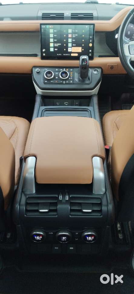 Land Rover Defender 3.0 L 130 Hse, 2023, Diesel